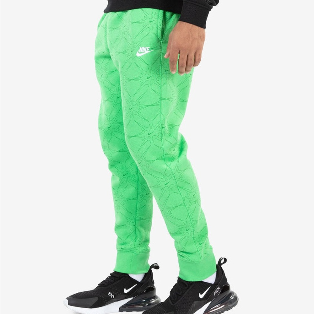 RARE- Nike Men’s Green All Over Print Club Fleece Standard Fit Jogger